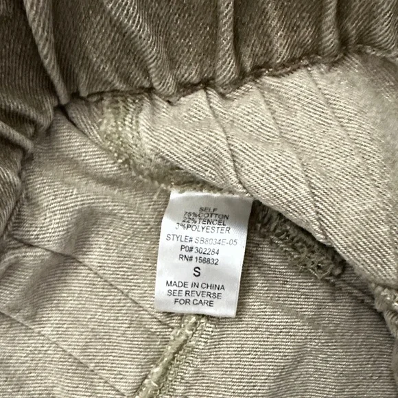 New So Me Wide-Leg Drawstring Pants ~ Olive - Picture 14 of 16